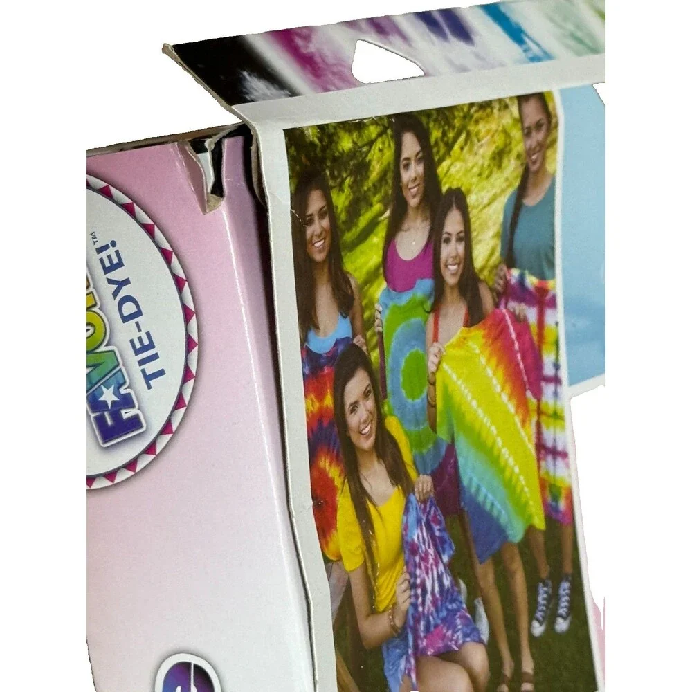 Tulip Tie Dye Party Kit 15 Rainbow Color‎ Bottles Group Activity Festival Gear